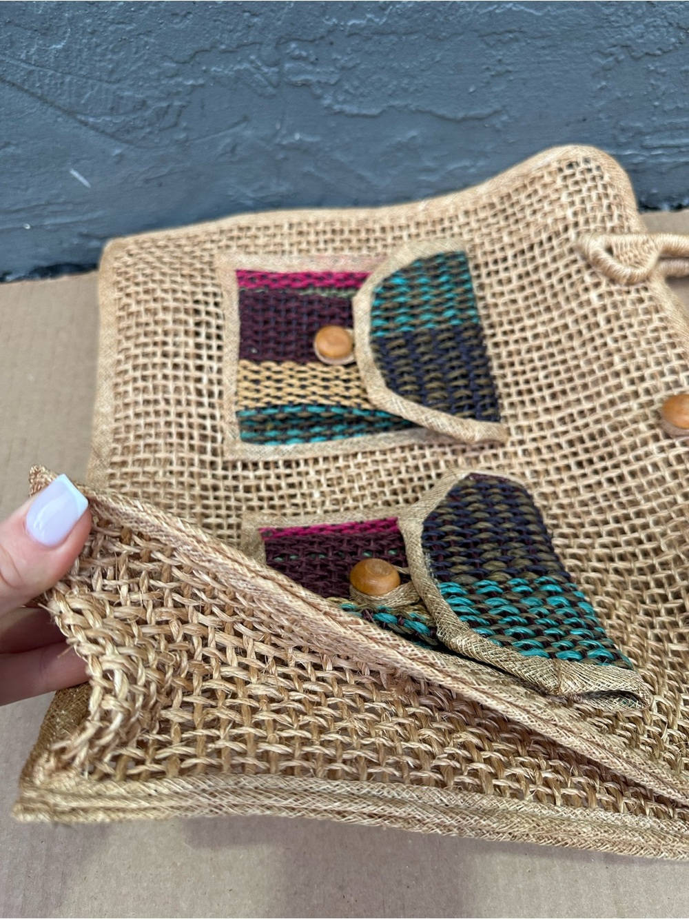 Vintage Woven Straw Jute Handbag Boho Tote Bag Wooden Button Pockets Handmade - Picture 4 of 4